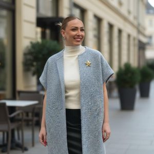 Veste longue grise sans manches