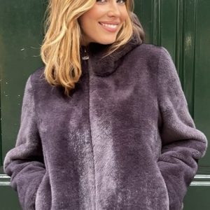 Fourrure à capuche gris anthracite