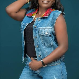 Veste en jean imprimé wax