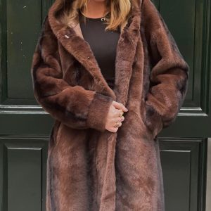 Manteau en fourrure chocolat