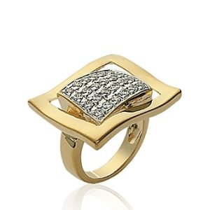 Bague plaqué or rectangle large sur pavé de zircons