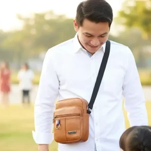 SACOCHE EN CUIR HOMME ÉLÉGANTE